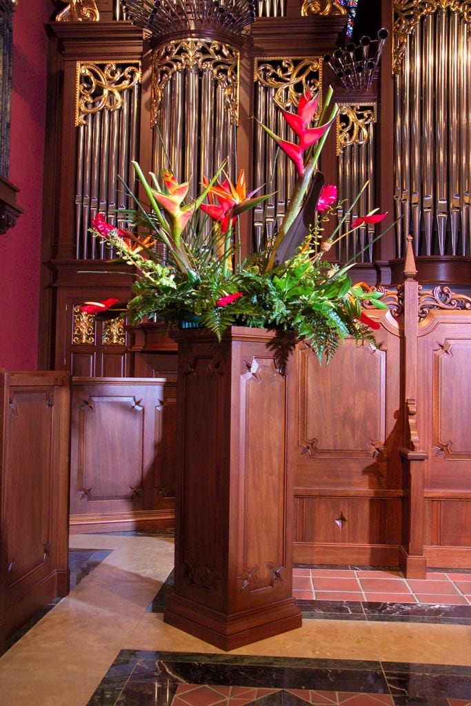 Wooden column with flowers