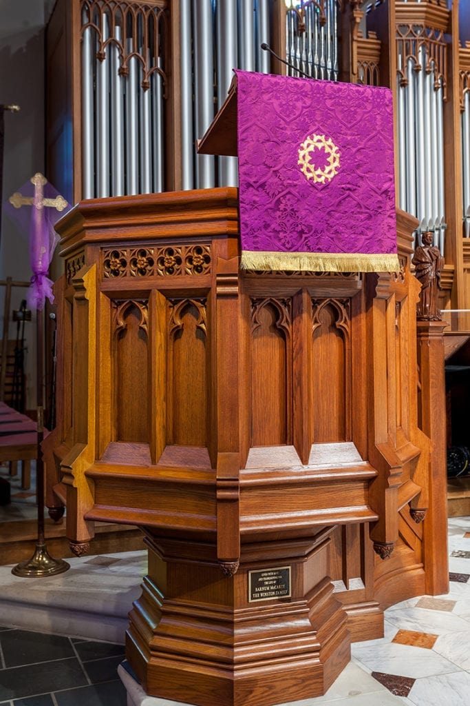 custom pulpit